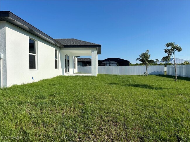 Building Photo - 1116 NW 20th Pl