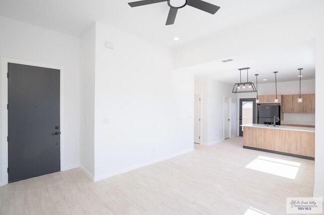 Building Photo - 3604 Hidalgo Cir