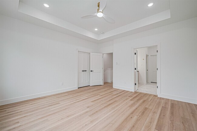 Building Photo - 6023 Maybell St