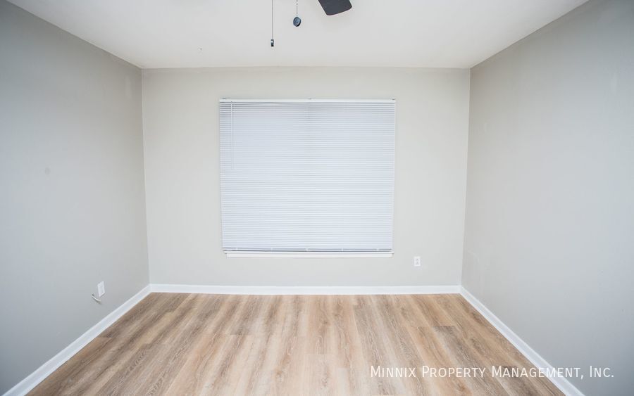 Building Photo - 1923 67th St