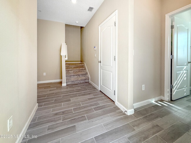 Building Photo - 2561 High Marsh Ct