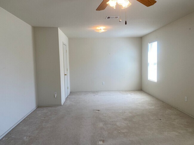 Building Photo - 3 BEDROOM BELTON ISD