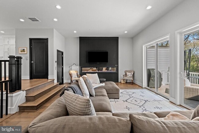 Building Photo - 3717 Glenmoor Reserve Ln