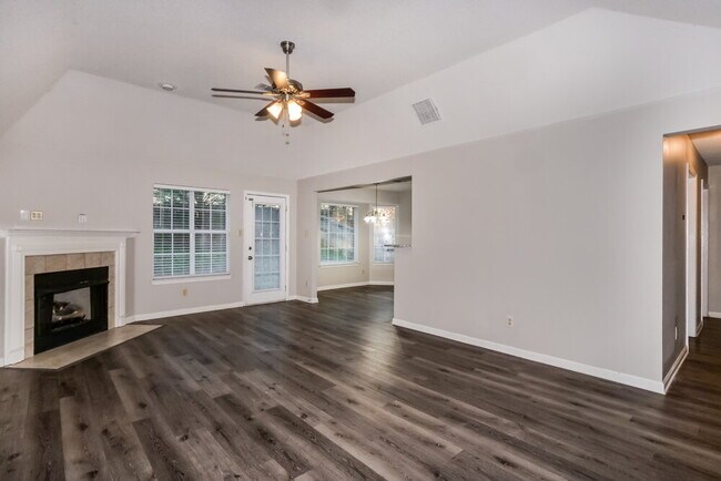 Building Photo - 1516 Beringer Dr