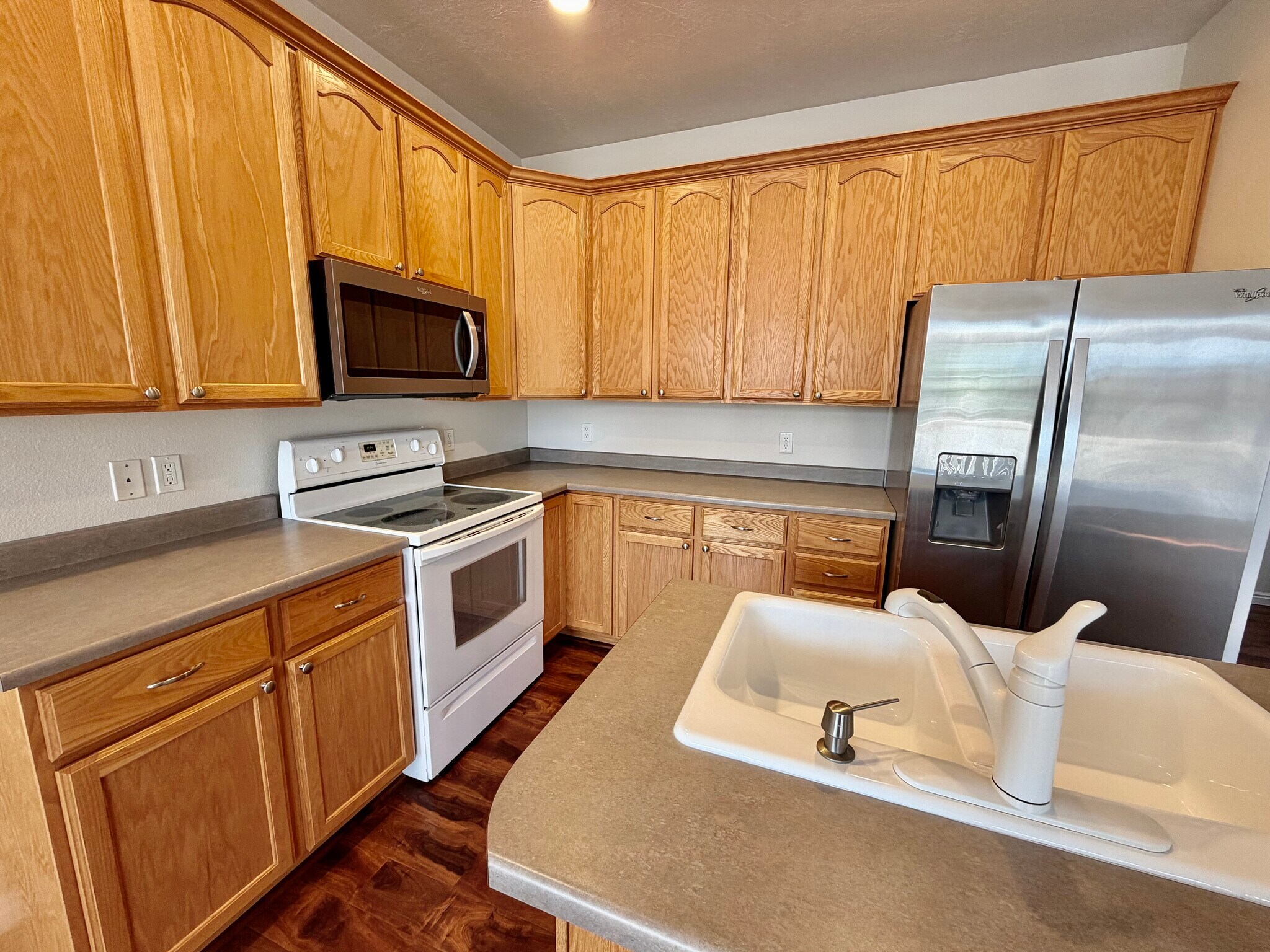 Building Photo - 7106 S Brittany Town Dr