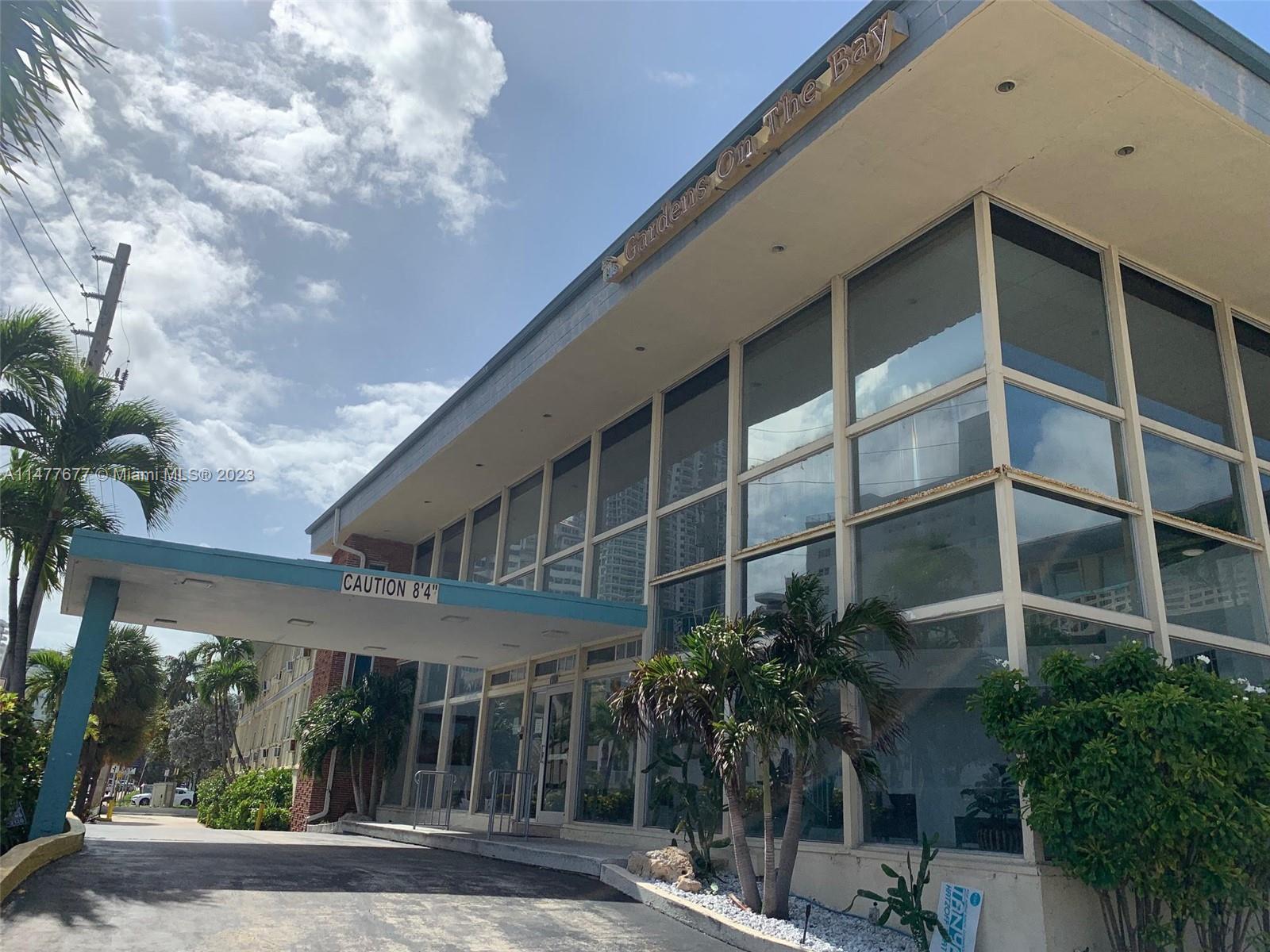 Building Photo - 6484 Indian Creek Dr