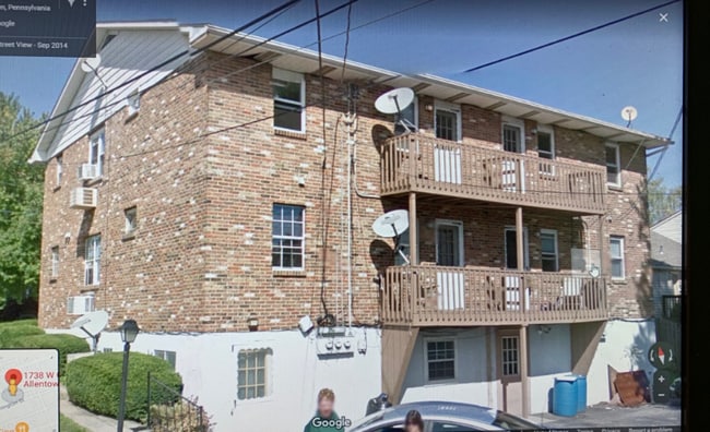Building Photo - 1738 W Cedar St