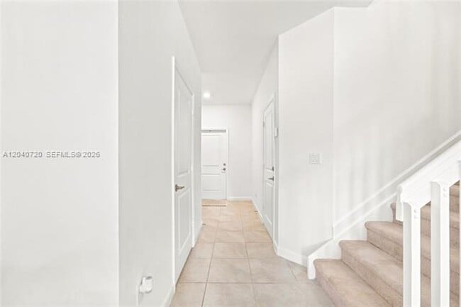 Building Photo - 25540 SW 108th Ave
