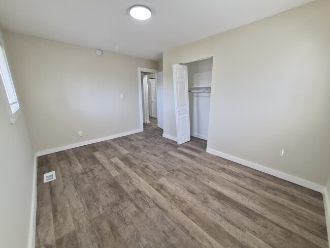 Building Photo - 8515 Georgiana Ln