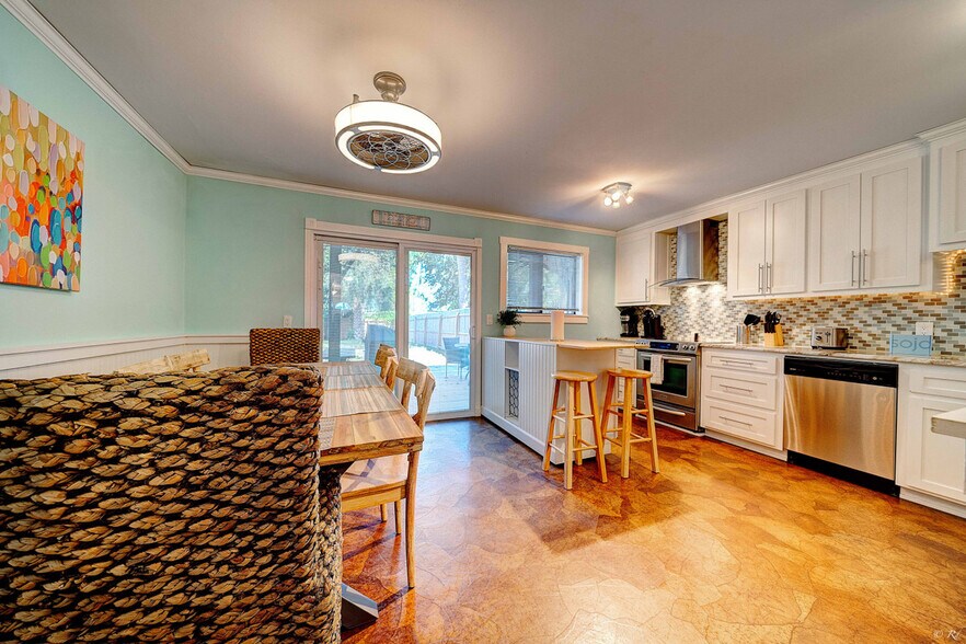 Building Photo - 3816 Quarts St