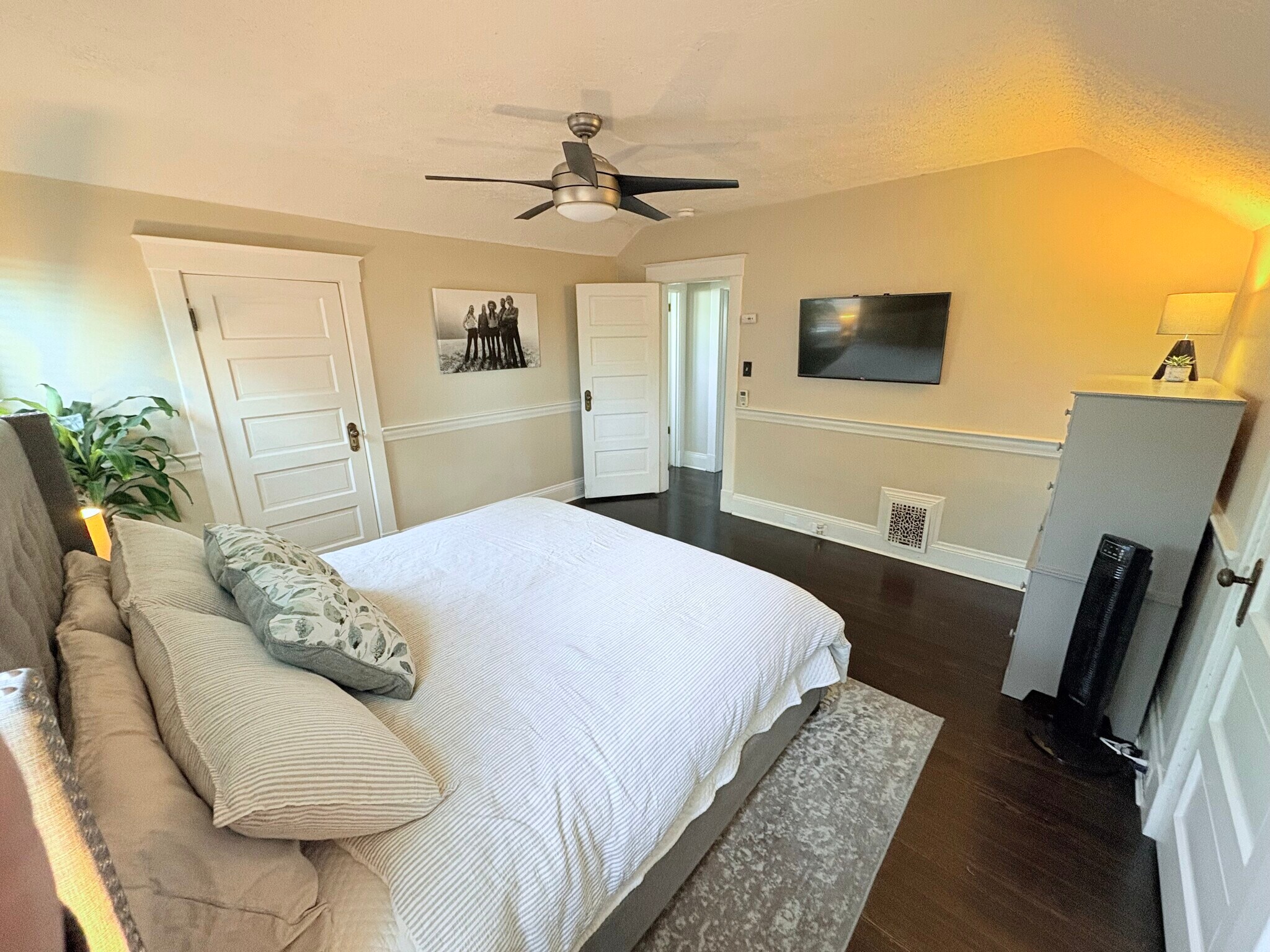 Building Photo - 2733 Willard Ave