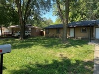 Building Photo - 1111 Carl Ave