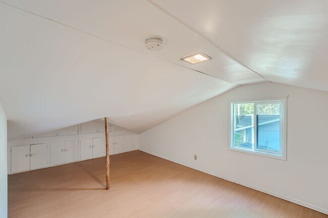 Building Photo - 4012 S 288th St