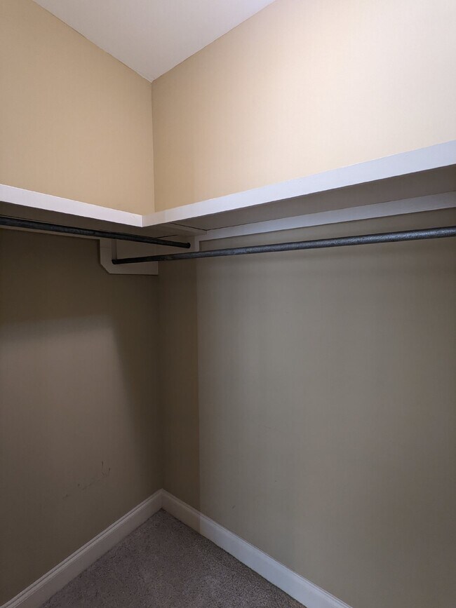 Building Photo - 103 Private Rd 3085