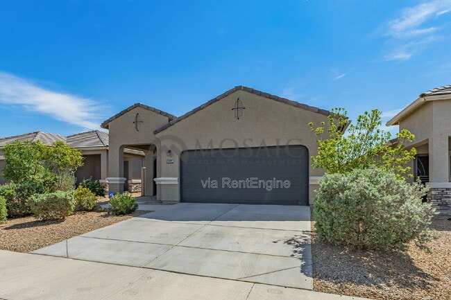 Building Photo - 35349 W San Alvarez Ave