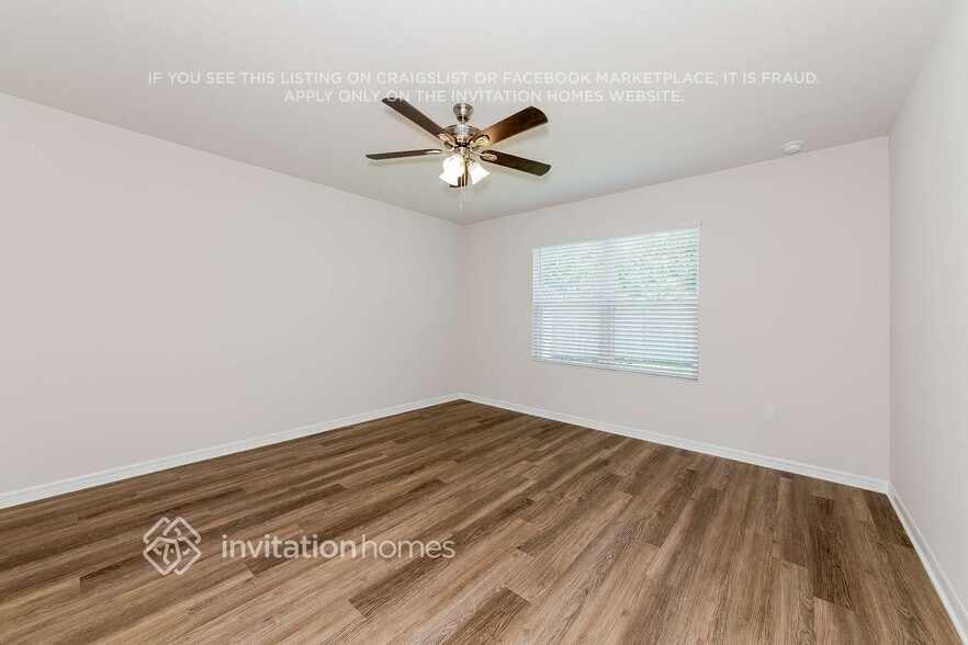 Building Photo - 8032 Majestic Palms Ct