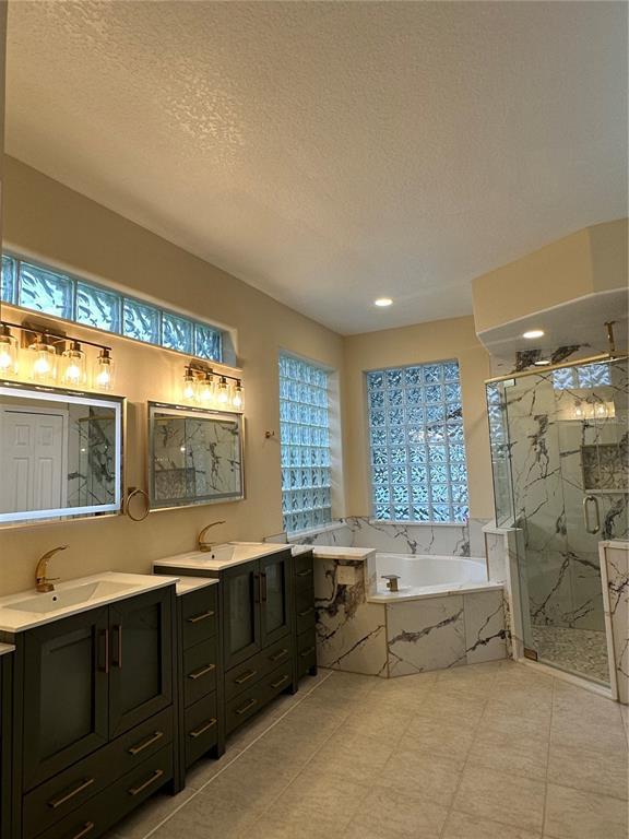Building Photo - 3637 Rothbury Dr