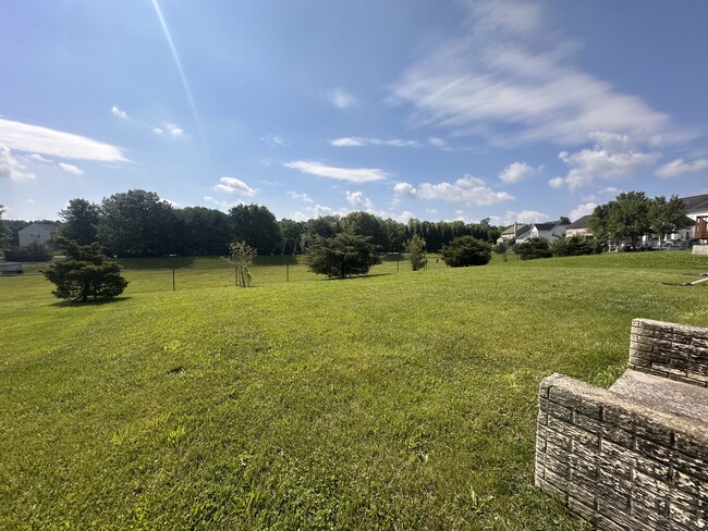 Building Photo - 132 Richwood Hall Rd