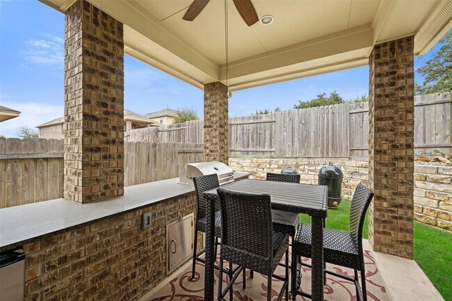 Building Photo - 2844 Coral Valley Dr
