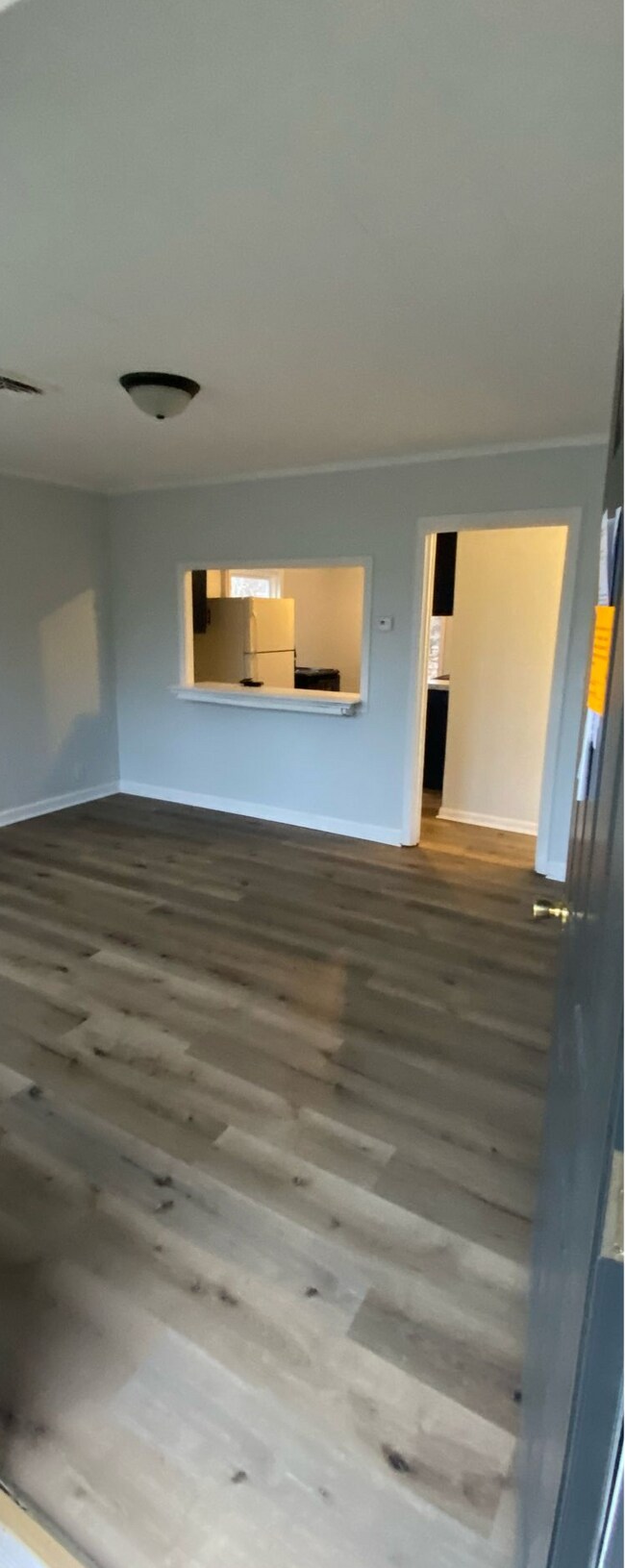 Building Photo - 3411 McCormick Ave