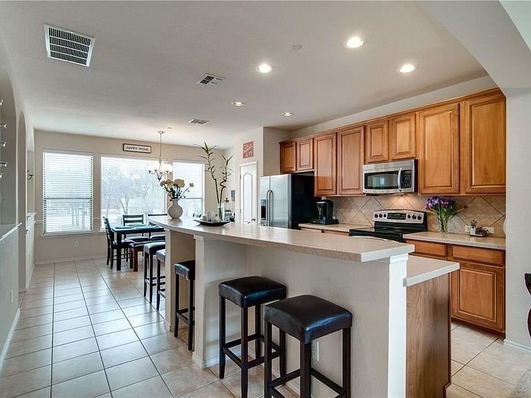 Building Photo - 2116 Mcparland Ct