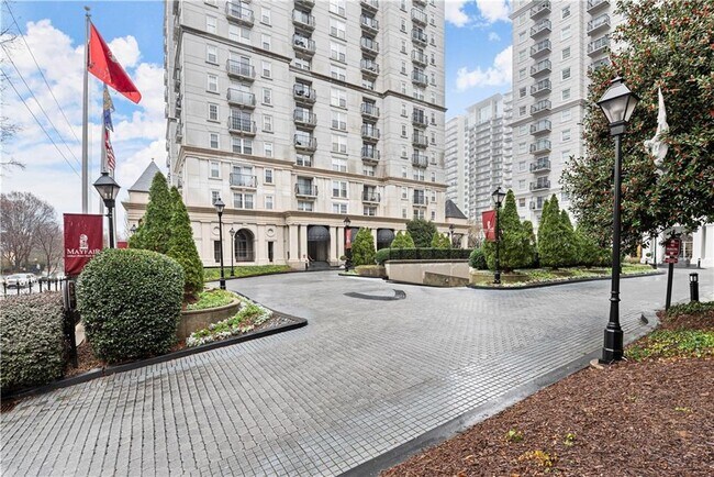 Building Photo - 199 14th St NE