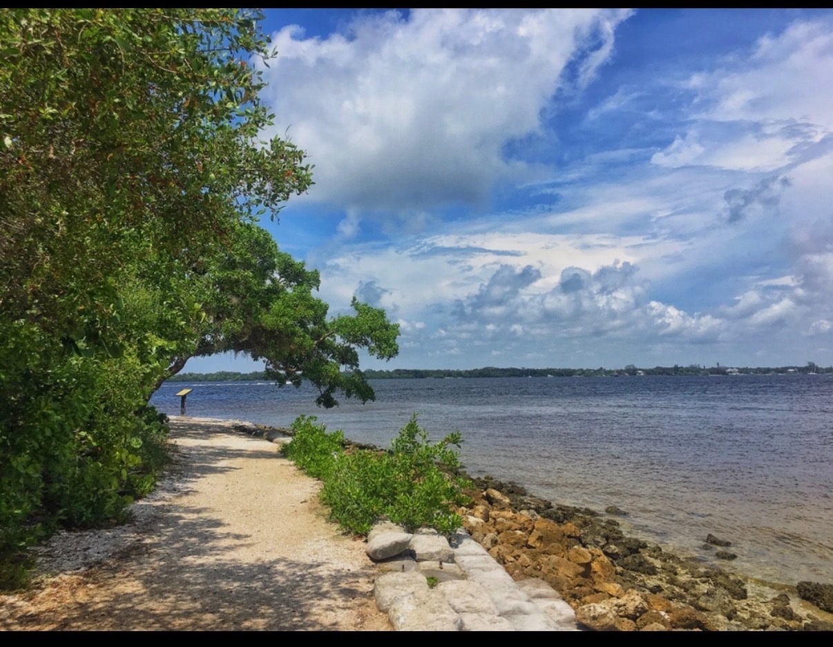 De Soto National Memorial is a beautiful nearby attraction just about 3 minutes from the property. I - 709 84th St NW