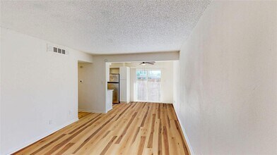 Building Photo - 2707 Windswept Cove