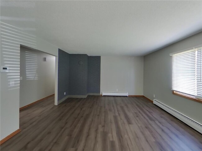 Building Photo - 14020 Raven St NW