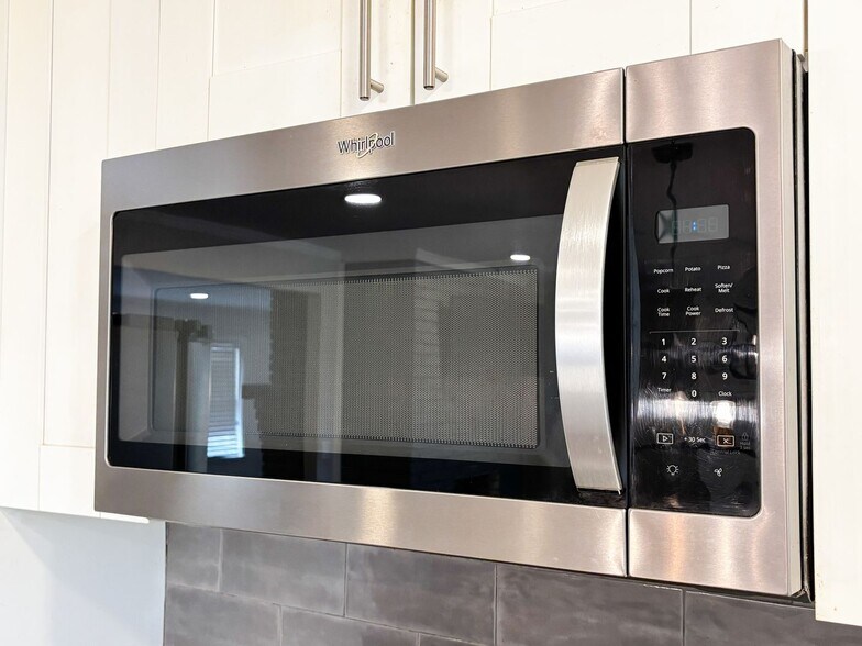 Building Photo - 3537 Fairburn Pl NW