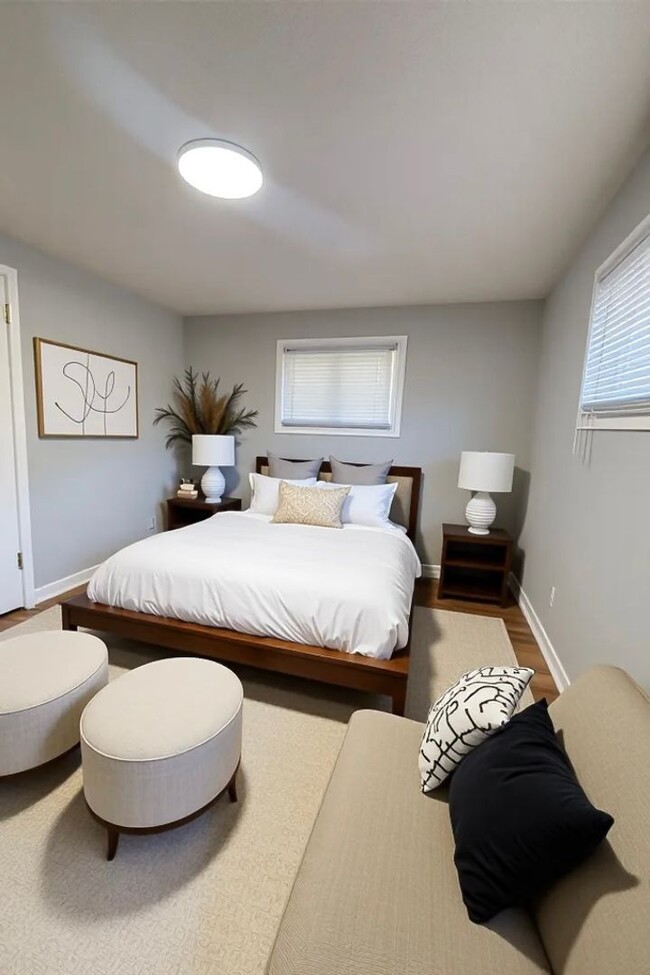 Building Photo - 8414 Dawn Dr