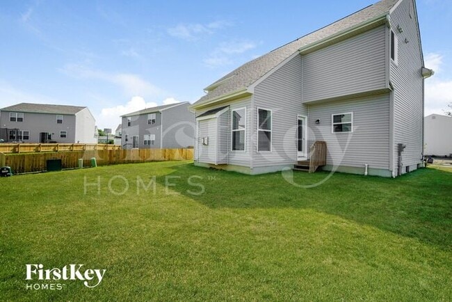 Building Photo - 7146 Rillford Rd