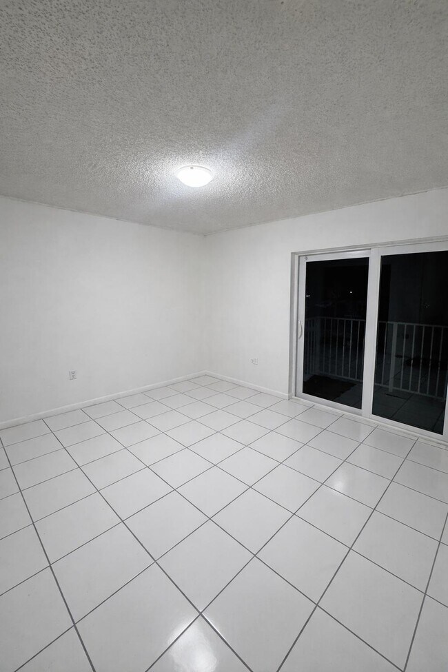 Building Photo - 17050 NW 55 Ave