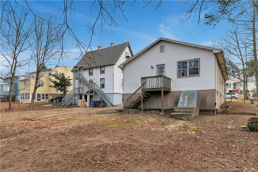Building Photo - 38 Diamond St