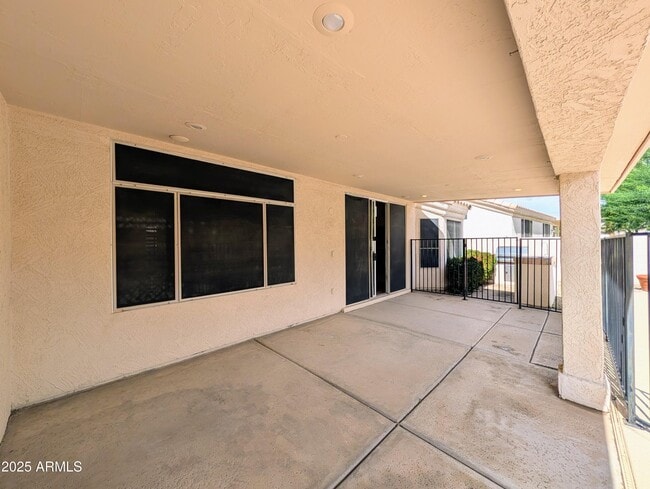Building Photo - 3331 N Copenhagen Dr