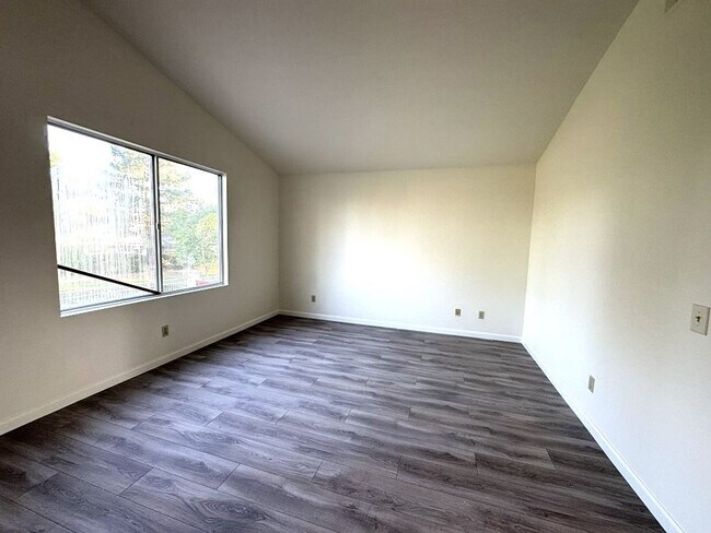 Building Photo - Beautiful House in the heart of Temecula - Close to Everywhere