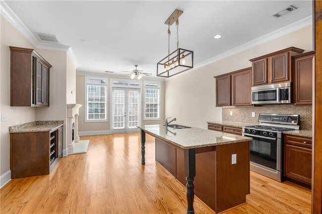 Building Photo - 1420 Briarhaven Trail