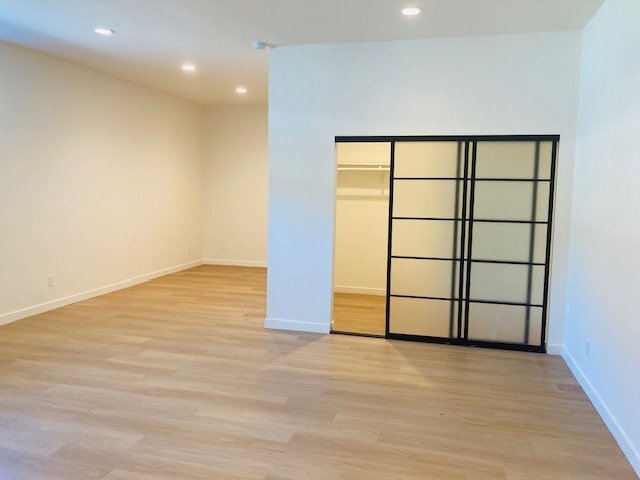 Building Photo - 2135 Ivar Ave
