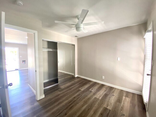 Building Photo - 4BR / 2BA on East Falls w/ Driveway Parking!