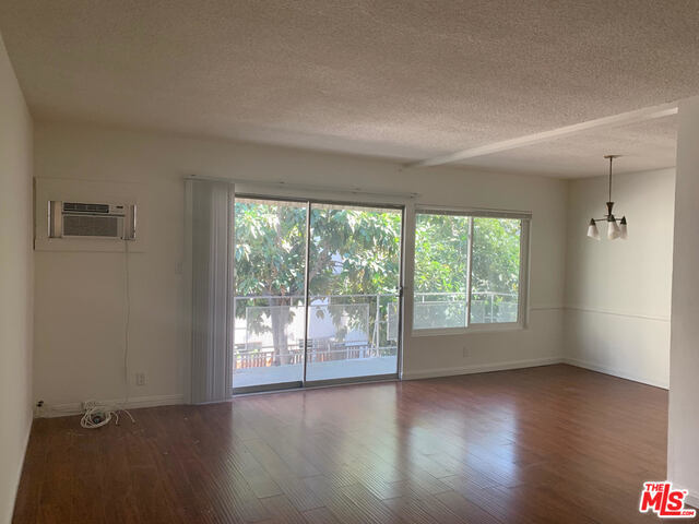 Primary Photo - 832 S Gramercy Pl