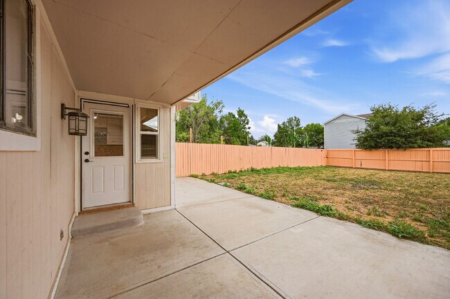Building Photo - $2,495.95, 3 bed, 2.5 bath, located in Westminster with a large backyard.