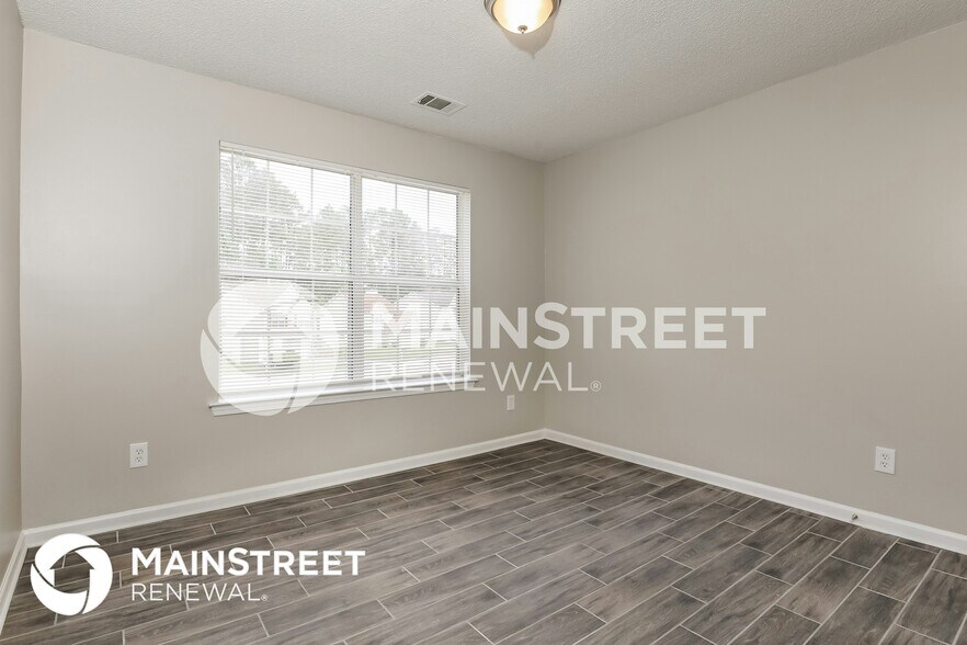 Building Photo - 8808 Edenton Way