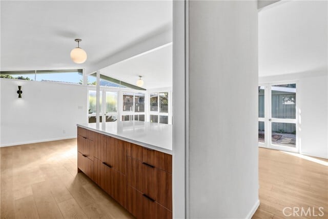 Building Photo - 1891 Wright St