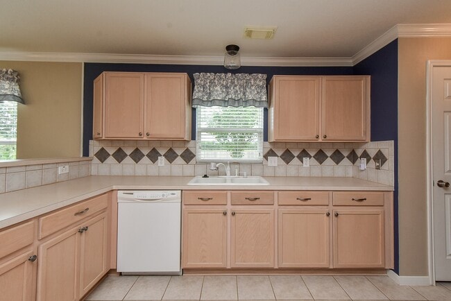 Building Photo - 11911 Brantley Haven Dr