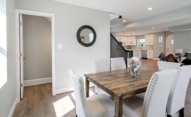 Building Photo - 4410 16th St NE