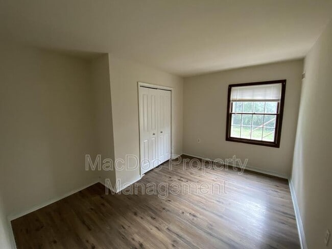 Building Photo - 601 Forbes St