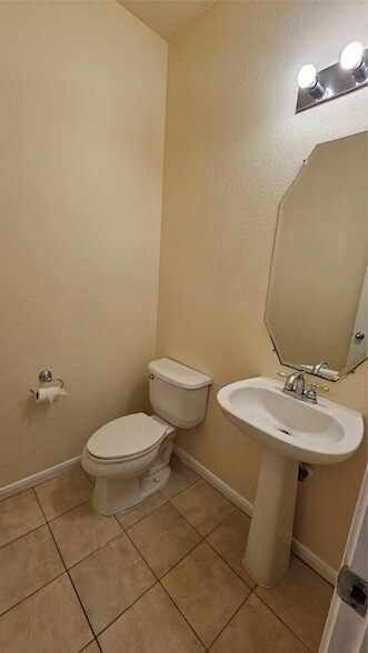 Building Photo - 7918 Barnes Ridge Ln