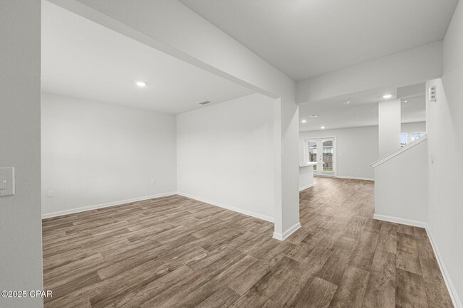 Building Photo - 5832 Viking