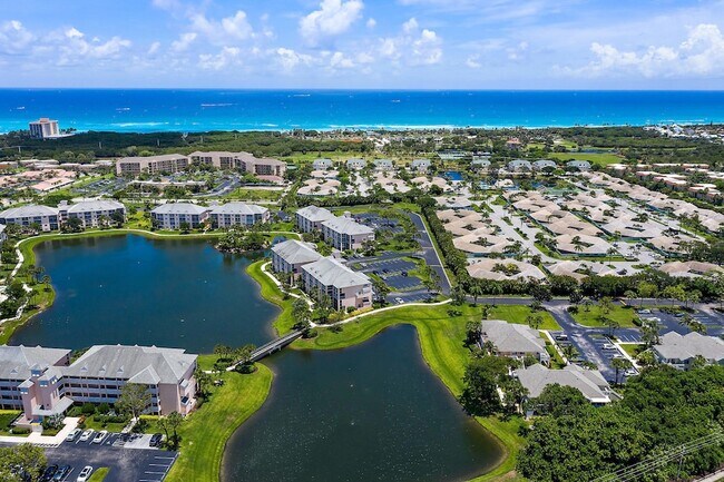 Building Photo - 353 S US Hwy 1