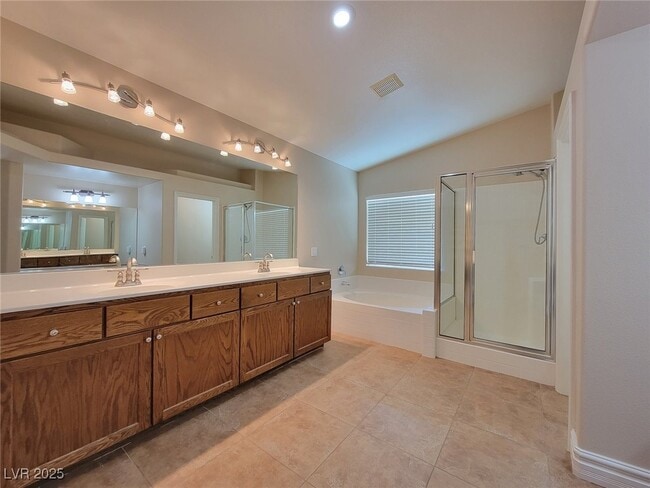 Building Photo - 9699 Marcelline Ave